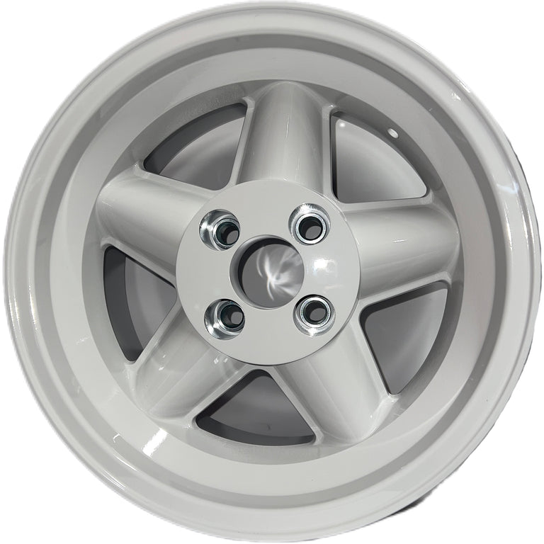 8x15 Revolution 5 spoke : Manta