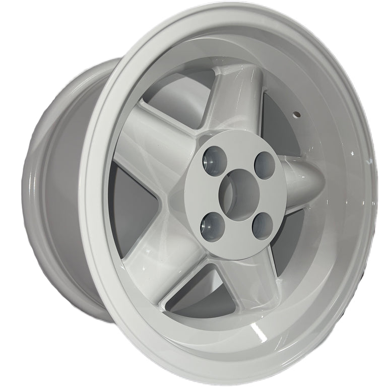 8x15 Revolution 5 spoke : Manta