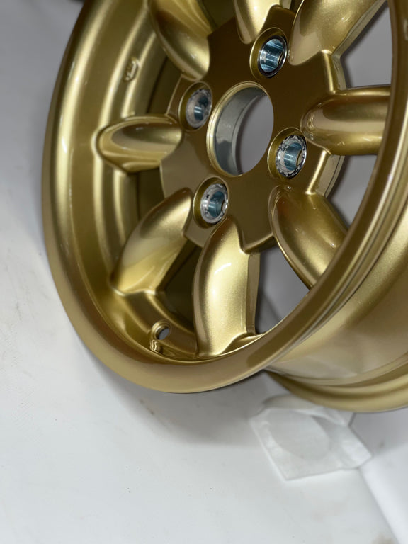 6x13 Revolution 8 spoke Gold